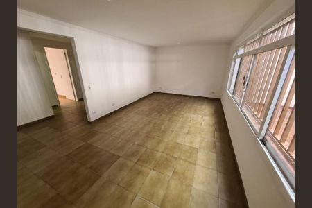Casa para alugar com 5 quartos, 230m² em Vila Cordeiro, São Paulo