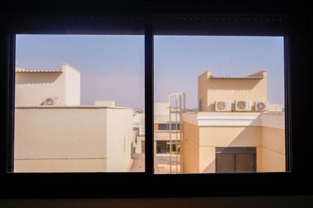 Vista da Suíte 1 de casa de condomínio para alugar com 3 quartos, 164m² em Conjunto Residencial Storil, Aparecida de Goiânia