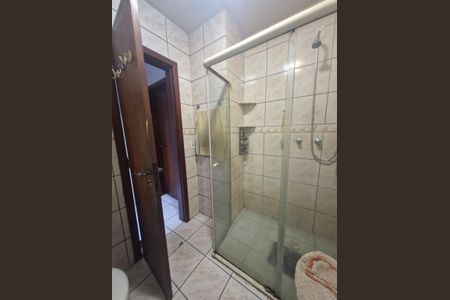 Banheiro 1 de casa à venda com 4 quartos, 137m² em Serraria, Porto Alegre