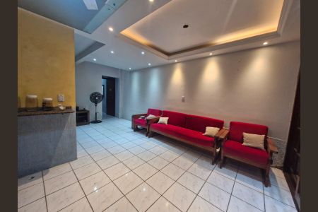 Sala de casa à venda com 4 quartos, 137m² em Serraria, Porto Alegre