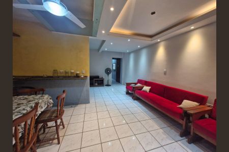 Sala de casa à venda com 4 quartos, 137m² em Serraria, Porto Alegre