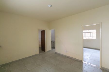 Sala de casa para alugar com 3 quartos, 120m² em Letícia, Belo Horizonte