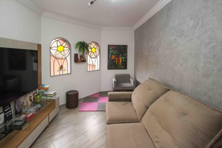 Sala de casa à venda com 2 quartos, 230m² em Jardim Mimar, São Paulo