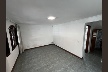 Sala de casa à venda com 3 quartos, 240m² em Vila Ester (zona Norte), São Paulo