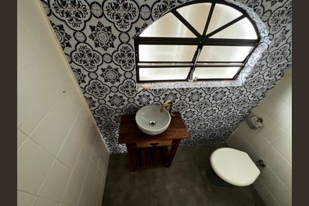 Lavabo de casa à venda com 3 quartos, 240m² em Vila Ester (zona Norte), São Paulo