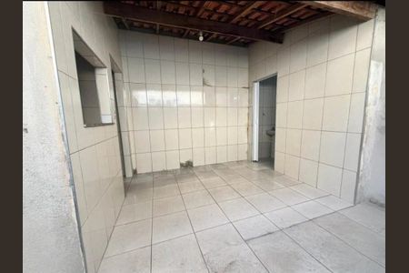 Casa para alugar com 2 quartos, 137m² em Milionários, Belo Horizonte
