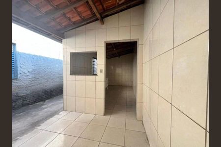 Casa para alugar com 2 quartos, 137m² em Milionários, Belo Horizonte
