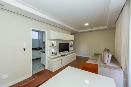 Sala de apartamento para alugar com 3 quartos, 100m² em Buritis, Belo Horizonte