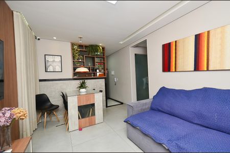 Sala de apartamento à venda com 2 quartos, 60m² em Eymard, Belo Horizonte