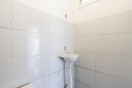 Casa para alugar com 2 quartos, 180m² em Fundos, São Paulo