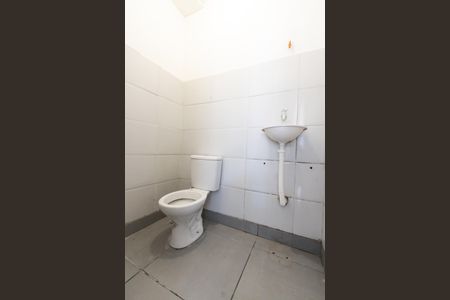 Casa para alugar com 2 quartos, 180m² em Fundos, São Paulo