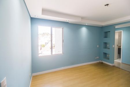Sala de apartamento para alugar com 2 quartos, 48m² em Parque Jose Alexandre, Carapicuíba