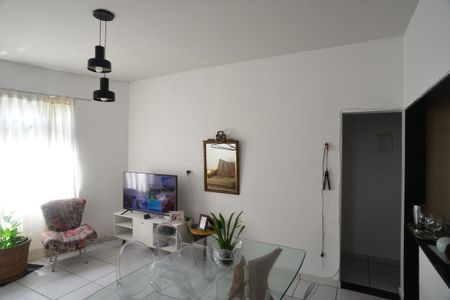 Sala de apartamento à venda com 3 quartos, 100m² em Barra da Tijuca, Rio de Janeiro