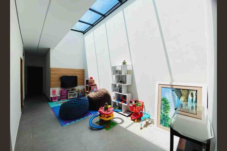 Casa à venda com 4 quartos, 302m² em Swiss Park, Campinas