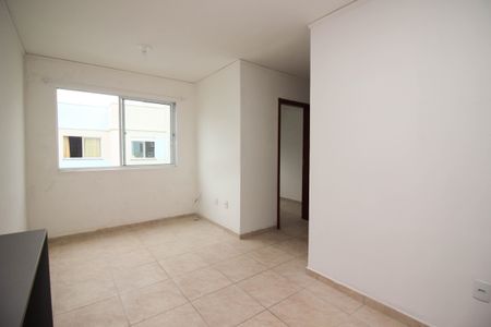 Sala de apartamento para alugar com 2 quartos, 50m² em Chapéu do Sol, Porto Alegre