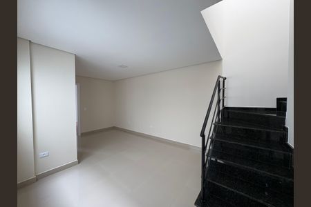 Sala de apartamento para alugar com 2 quartos, 98m² em Vila Gilda, Santo André