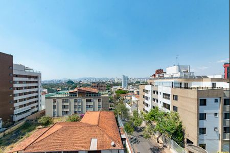 Vista de apartamento à venda com 3 quartos, 109m² em Coração Eucarístico, Belo Horizonte