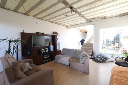 Sala de casa à venda com 4 quartos, 490m² em Osvaldo Cruz, São Caetano do Sul