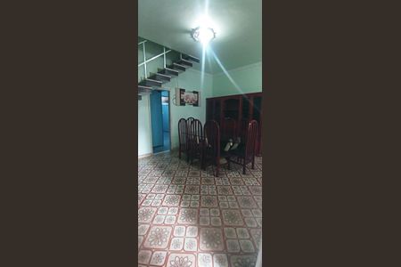 Cozinha de casa de condomínio à venda com 3 quartos, 200m² em Manguinhos, Rio de Janeiro