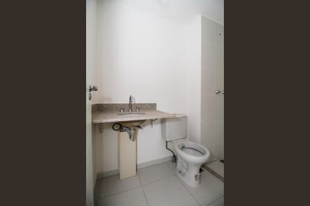 Banheiro de kitnet/studio à venda com 1 quarto, 24m² em Jardim Paulistano, São Paulo