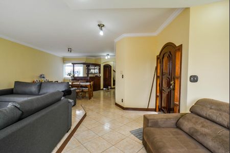 Sala de casa para alugar com 4 quartos, 401m² em Vila Cecilia Maria, Santo André