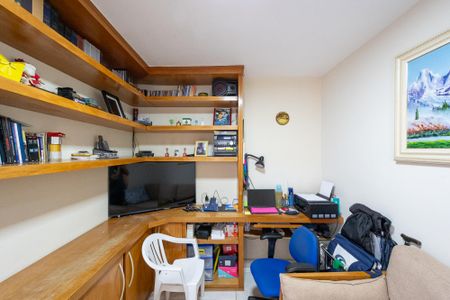 Escritório de casa à venda com 2 quartos, 100m² em Vila do Bosque, São Paulo