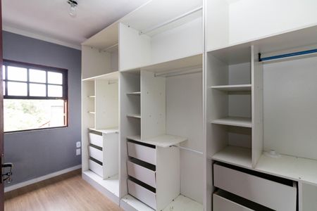 Quarto 1 de casa à venda com 3 quartos, 200m² em Itaquera, São Paulo