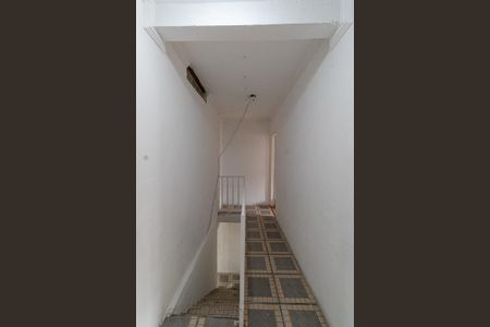 Corredor de casa para alugar com 3 quartos, 168m² em Vila Campanela, São Paulo