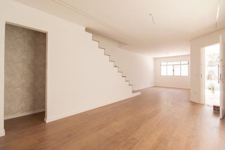 Sala de casa para alugar com 4 quartos, 145m² em Vila Mariana, São Paulo