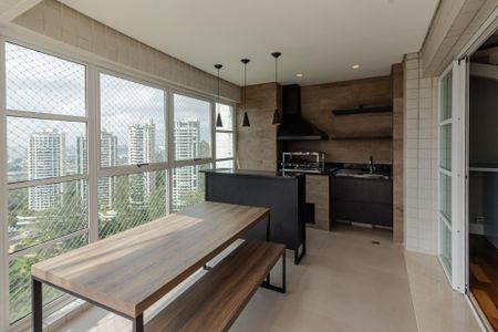 Varanda gourmet de apartamento para alugar com 5 quartos, 270m² em Jardim Morumbi, São Paulo