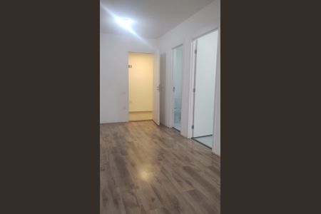 Sala/Quarto de kitnet/studio para alugar com 1 quarto, 26m² em Conjunto Residencial José Bonifácio, São Paulo