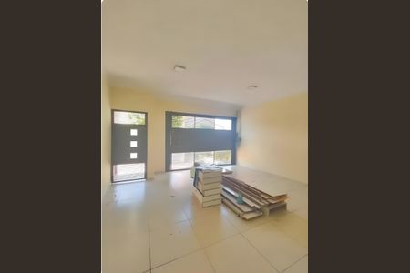 Garagem de casa para alugar com 2 quartos, 91m² em São Salvador, Belo Horizonte