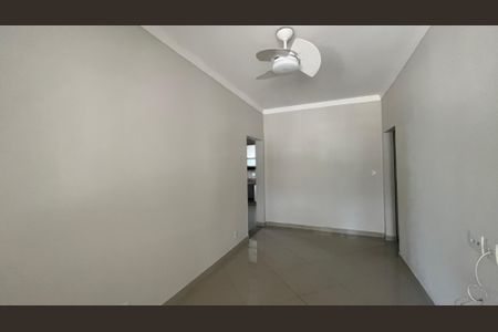 Sala de casa à venda com 3 quartos, 100m² em Taquaral, Campinas