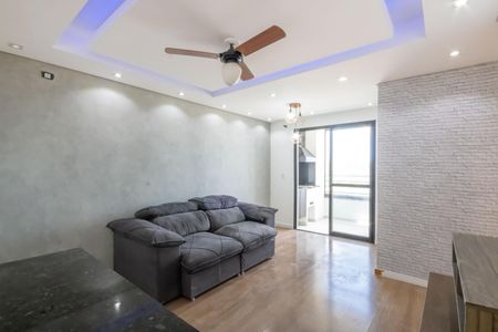 Sala de apartamento à venda com 3 quartos, 63m² em Recanto das Rosas, Osasco