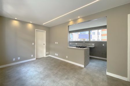 Sala de apartamento para alugar com 2 quartos, 75m² em Vila Paris, Belo Horizonte