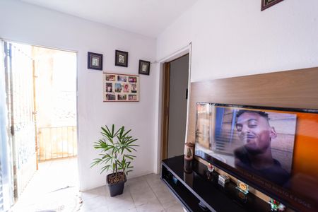 Sala de casa à venda com 2 quartos, 60m² em Jardim Aricanduva, São Paulo