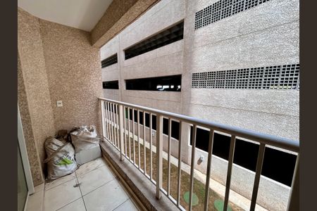 Varanda da Sala de apartamento à venda com 2 quartos, 47m² em Vila Itapegica, Guarulhos