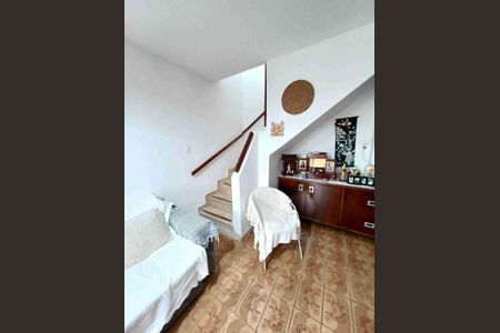 Casa à venda com 4 quartos, 93m² em Vila Iapi, Campinas