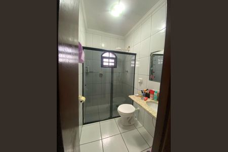Casa à venda com 3 quartos, 185m² em Conjunto Residencial Pombeva, São Bernardo do Campo