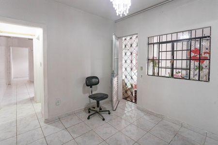 Casa 1 - Sala de casa à venda com 3 quartos, 331m² em Centro, Diadema