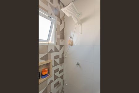 Banheiro da Suíte 1 de casa à venda com 2 quartos, 489m² em Parque Via Norte, Campinas