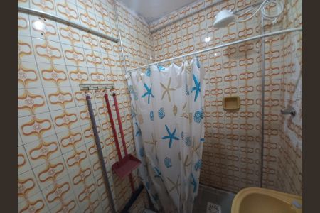 Banheiro Social de apartamento para alugar com 1 quarto, 45m² em Boa Vista, São Vicente