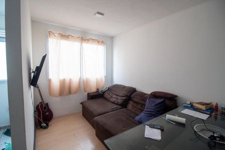 Sala de apartamento para alugar com 2 quartos, 45m² em Jardim Arpoador, São Paulo