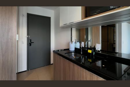 Cozinha de kitnet/studio para alugar com 1 quarto, 20m² em Paraíso, São Paulo