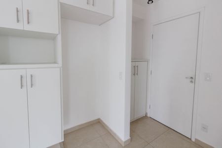 Sala de apartamento à venda com 2 quartos, 43m² em Vila Itapegica, Guarulhos