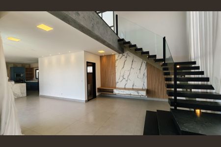 Sala 1 de casa de condomínio para alugar com 3 quartos, 480m² em Medeiros, Jundiaí