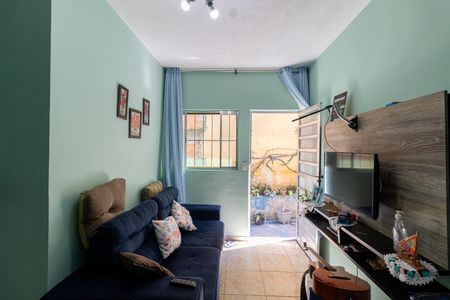 Sala de casa para alugar com 3 quartos, 78m² em Vila Marilena, São Paulo