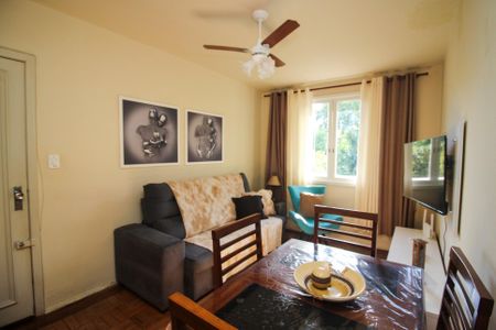 Sala de apartamento à venda com 2 quartos, 61m² em Partenon, Porto Alegre