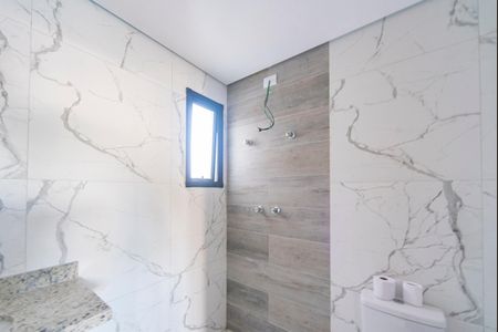 Banheiro de kitnet/studio à venda com 1 quarto, 79m² em Jardim Stella, Santo André