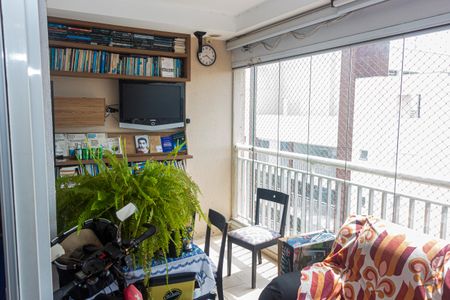 Varanda da Sala de apartamento para alugar com 5 quartos, 124m² em Jardim Consorcio, São Paulo